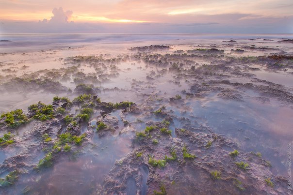 Закаты и рассветы на Бали, Индонезия.