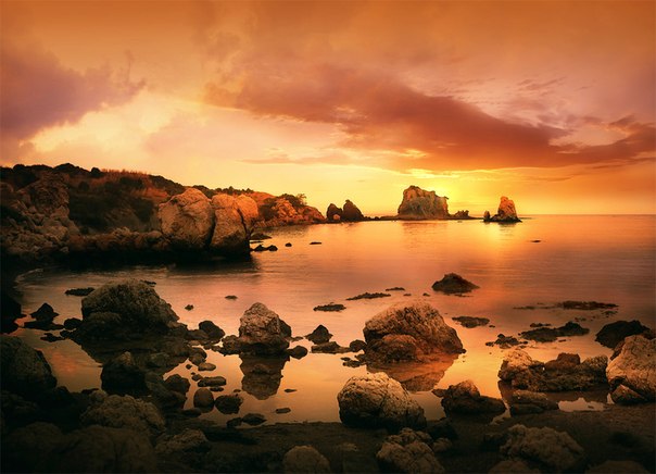 Очаровательный закат на полуострове Акамас, Кипр.