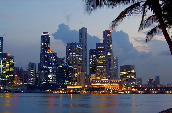 Вечерний Сингапур.