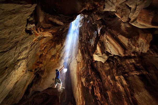 "Озарение". Пещера в Таиланде.