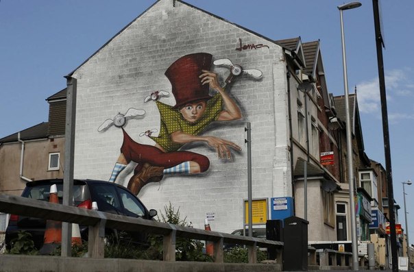 Художникам граффити отдали для творчества целый городок