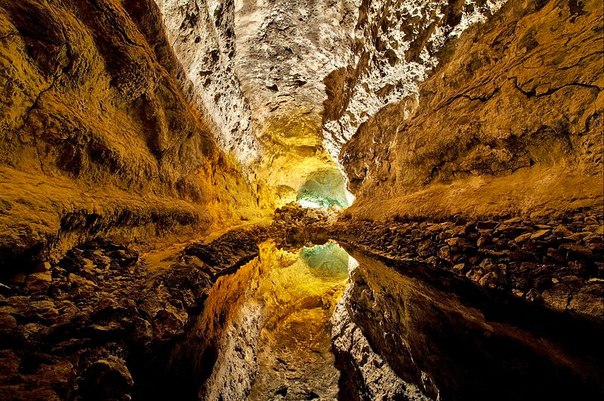 Пещера Куэва-де-лос-Вердес, Лансароте, Канарские острова.