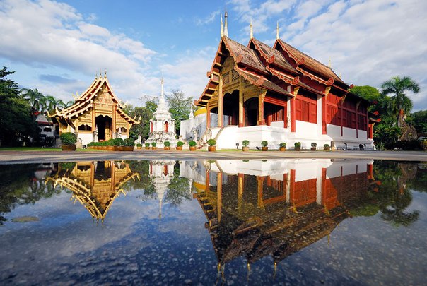 Храм Ват Пра Сингх, Чиангмай, Таиланд.