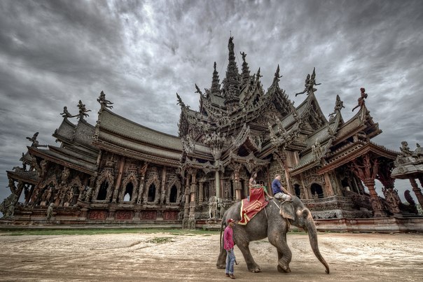 Храм Истины, Паттайа, Тайланд.
