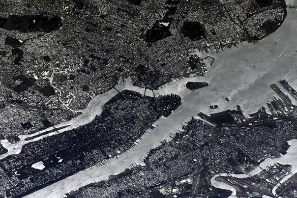 Красота Земли в фотографиях космонавта Фёдора Юрчихина. 