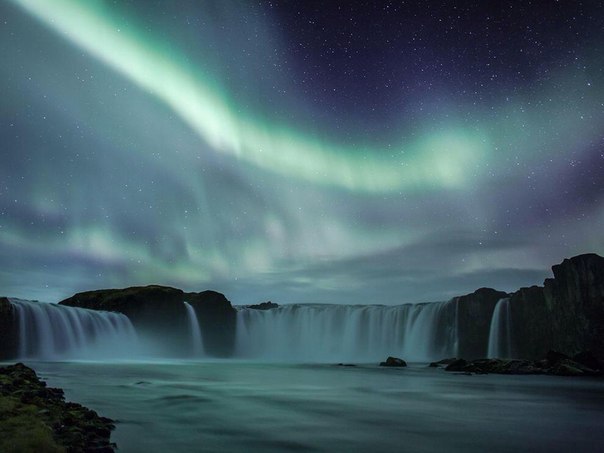 Godafoss — водопад богов в Исландии