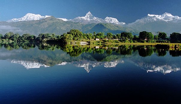 Долина Покхара в Непале