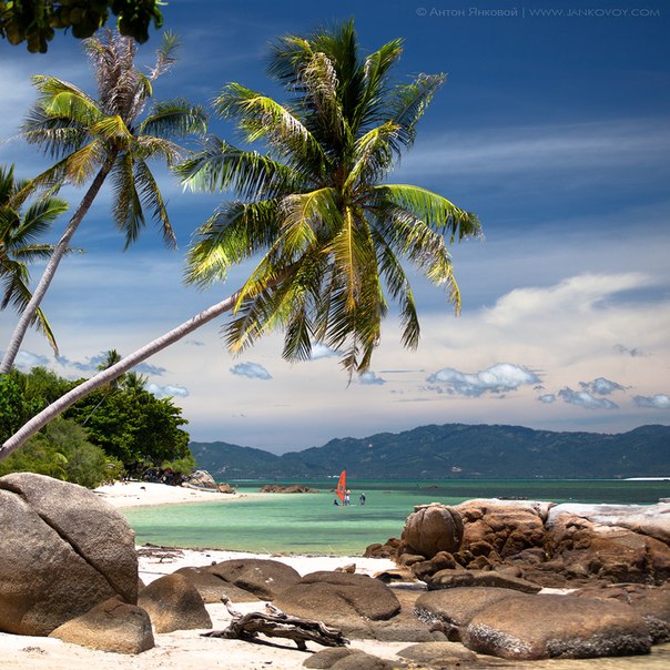 Ко Панган — остров в Сиамском заливе, принадлежит Таиланду.