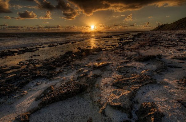 Закат на Багамских островах...
