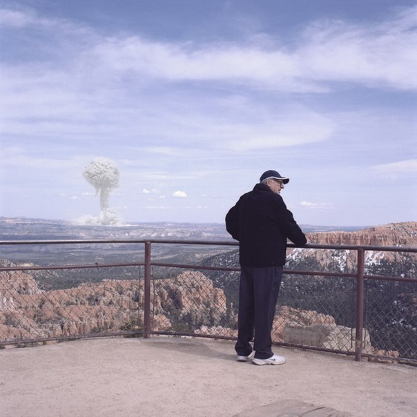 Просмотр атомного взрыва от Clay Lipsky 