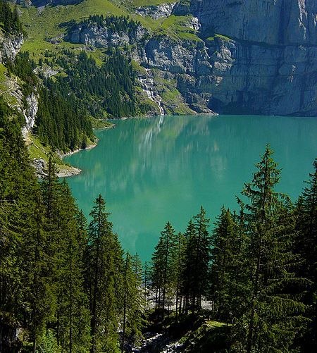 Озеро Эшинен, Швейцария.