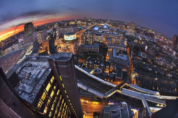 Закат с одной из лондонских крыш.