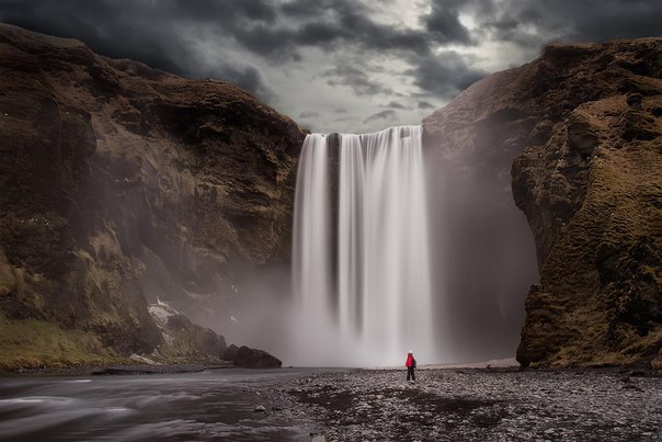 Скоугафосс — водопад на реке Скоугау, на юге Исландии