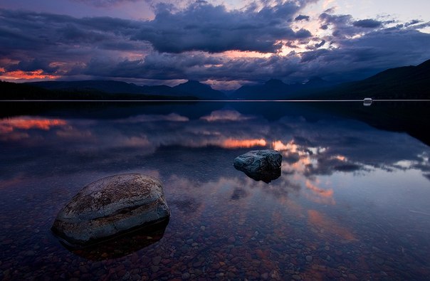 Озеро McDonald, США.