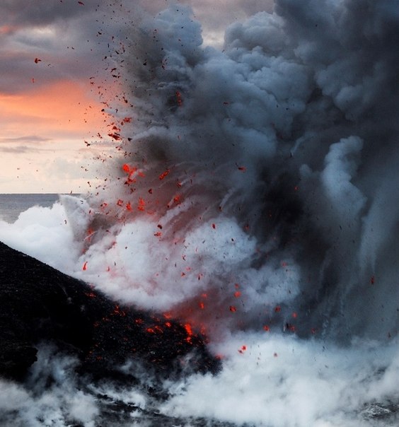 Килауэа — активный щитовой вулкан на острове Гавайи.