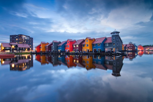 Сумерки, Гронинген, Нидерланды.