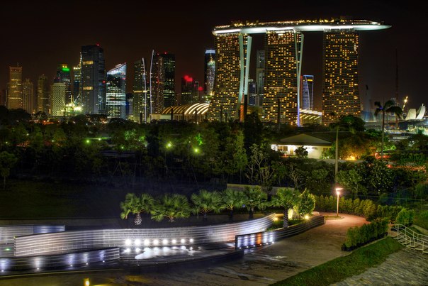 Ночной Сингапур...