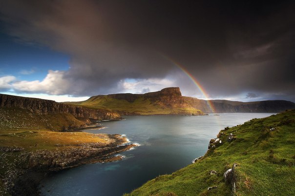 Скай — остров в архипелаге Внутренние Гебриды, Шотландия.