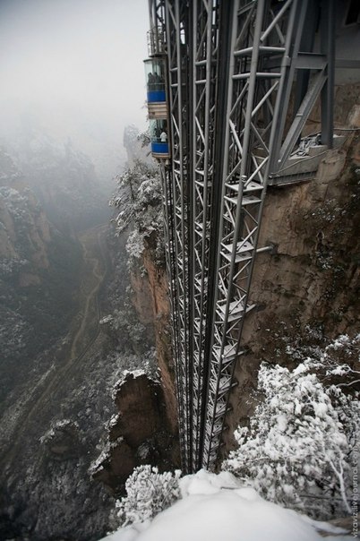 Лифт Ста Драконов – самый высокий открытый подъемник в мире