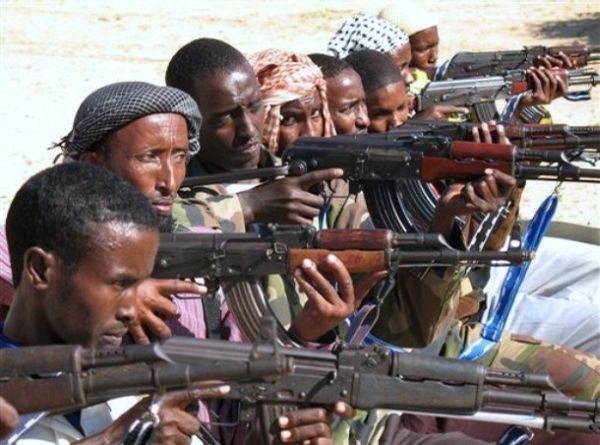 Самая немирная страна в мире: Сомали. Согласно данным Global Peace Index, Сомали обогнала Ирак и стала самой воинственной страной в мире, постоянно нападающей на соседние страны. Сомалийцы находятся как в состоянии постоянной войны, так и в состоянии непрерывной революции. Все это связано с тем, что Сомали – беднейшая страна, в которой населению не хватает даже пищи